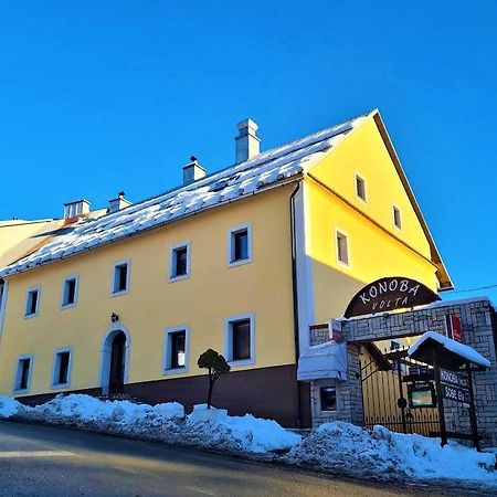 Sobe "Ela" Bed and Breakfast Fužine Eksteriør billede